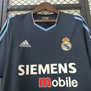 Retro Real Madrid 2003/2004 Jersey