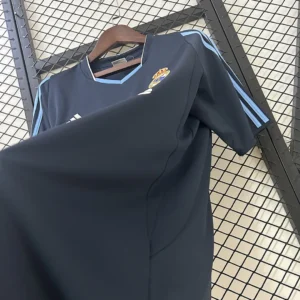 Retro Real Madrid 2003/2004 Jersey