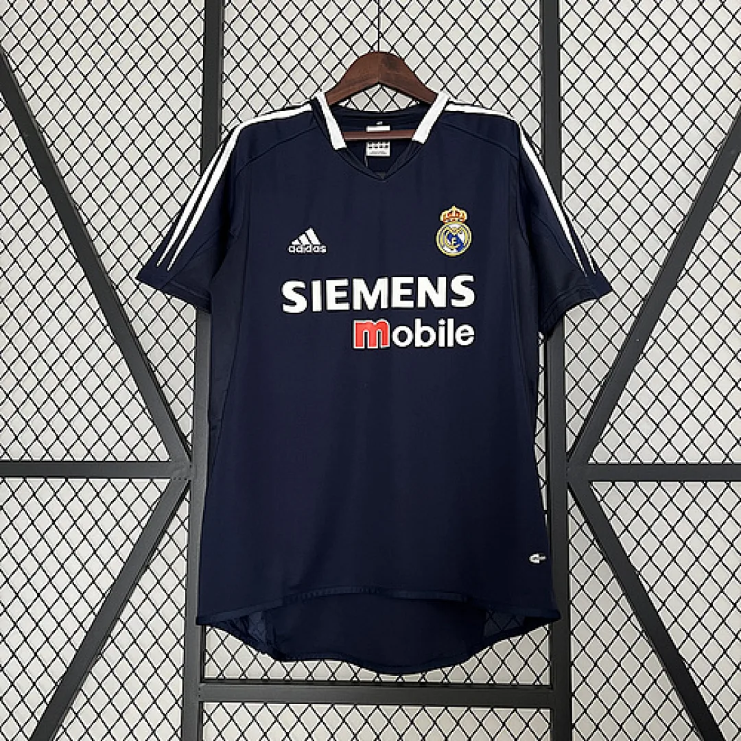 Retro Real Madrid 2004/2005 Away Jersey