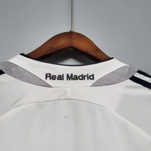 Retro Real Madrid 2006/2007 Jersey