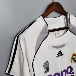 Retro Real Madrid 2006/2007 Jersey