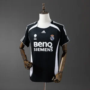 Retro Real Madrid 2006/2007 Jersey