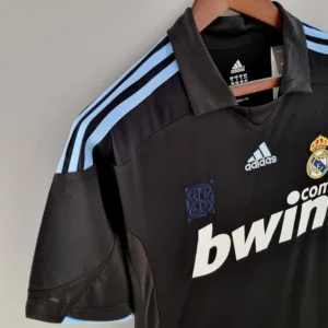 Retro Real Madrid 2009/2010 Away Jersey