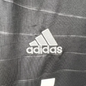 Retro Real Madrid 2010/2011 Away Jersey