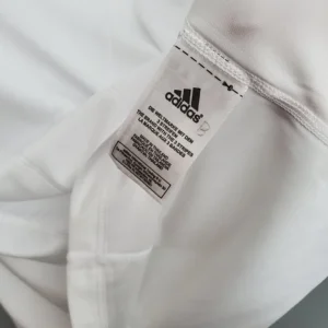 Retro Real Madrid 2010/2011 Home Jersey