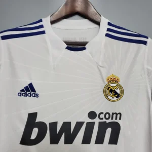 Retro Real Madrid 2010/2011 Home Jersey