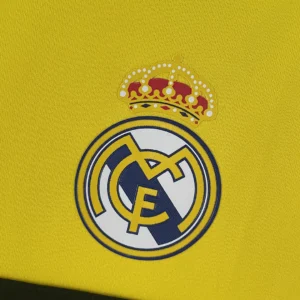 Retro Real Madrid 2011/2012 Goalkeeper Yellow Jersey