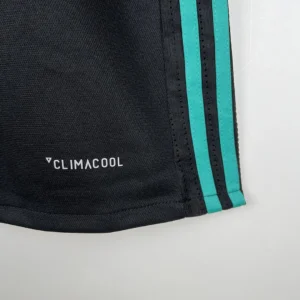 Retro Real Madrid 2017/2018 Jersey
