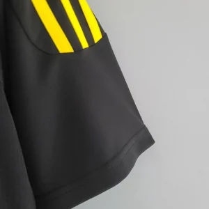 Vintage Real Madrid 2011/2012 Goalkeeper Black Jersey